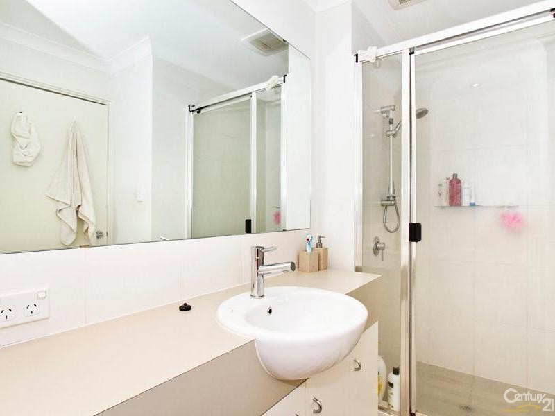 53/9 Linkage Ave, Cockburn Central WA 6164