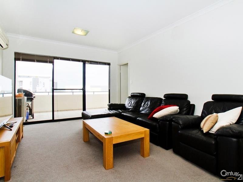 53/9 Linkage Ave, Cockburn Central WA 6164