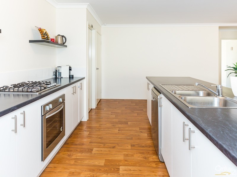 10 Walpole Way, Gosnells WA 6110