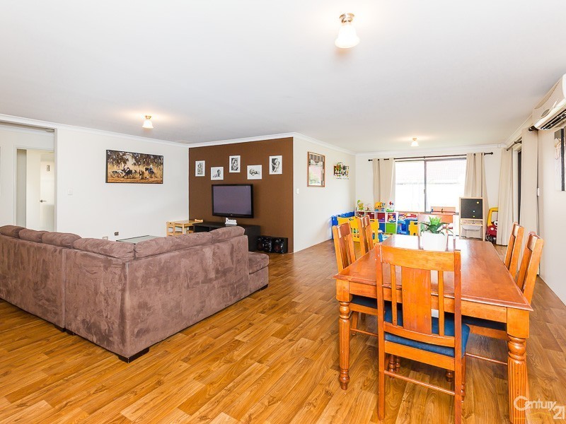 10 Walpole Way, Gosnells WA 6110