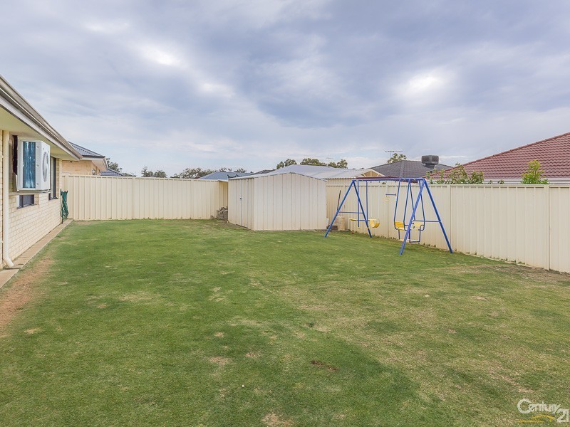 10 Walpole Way, Gosnells WA 6110