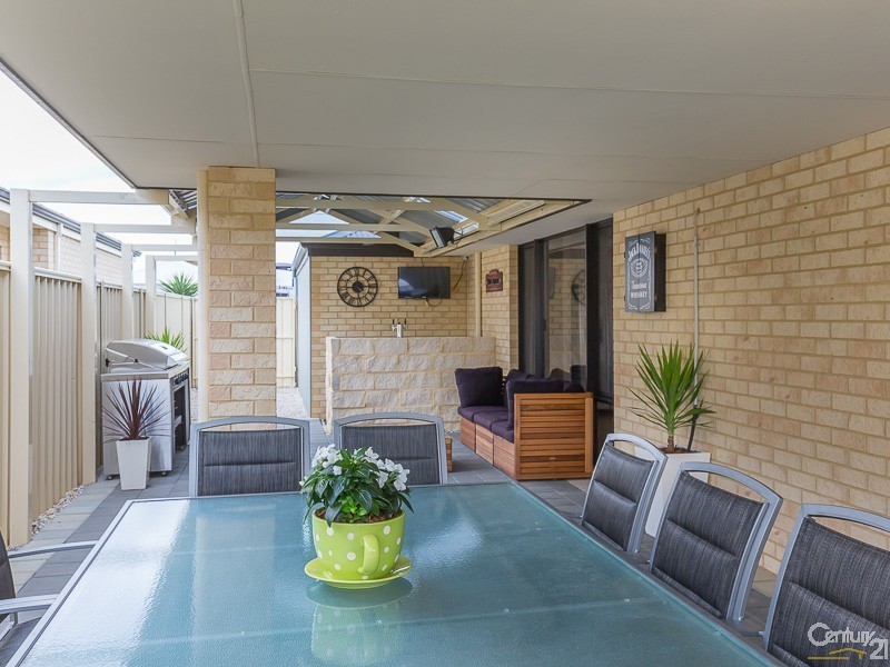 10 Walpole Way, Gosnells WA 6110