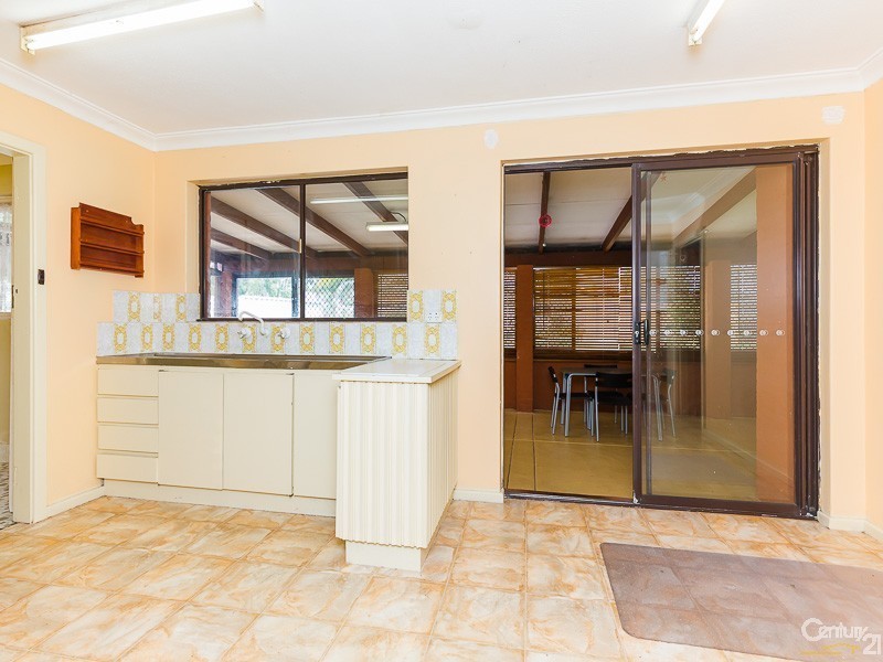 43 Orlestone Street, Gosnells WA 6110