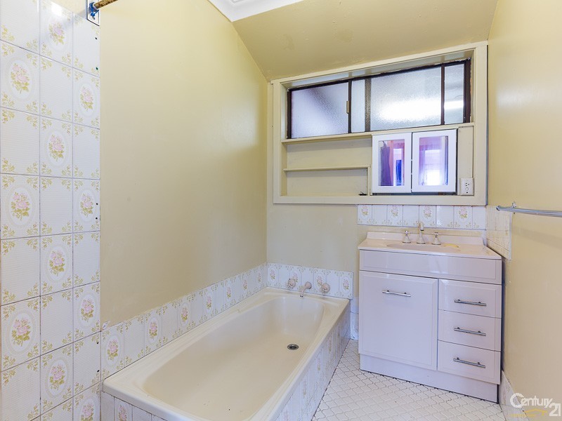 43 Orlestone Street, Gosnells WA 6110