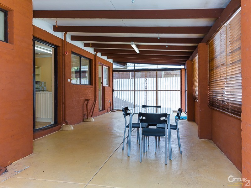43 Orlestone Street, Gosnells WA 6110