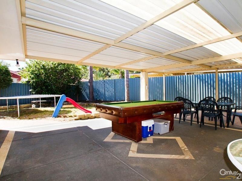 2 Bayley Close, Gosnells WA 6110