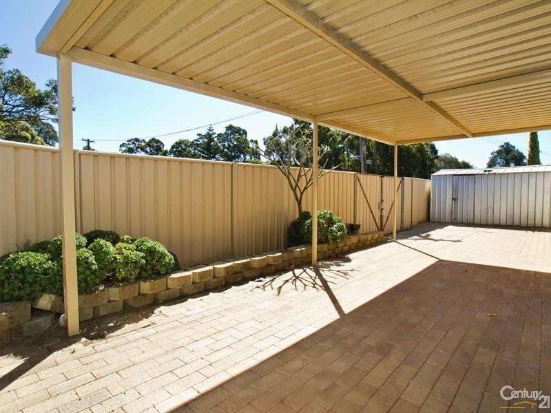 2 Bayley Close, Gosnells WA 6110