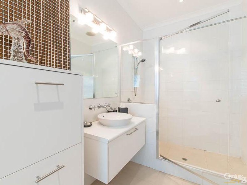 8 Hamelin Drive, Munster WA 6166