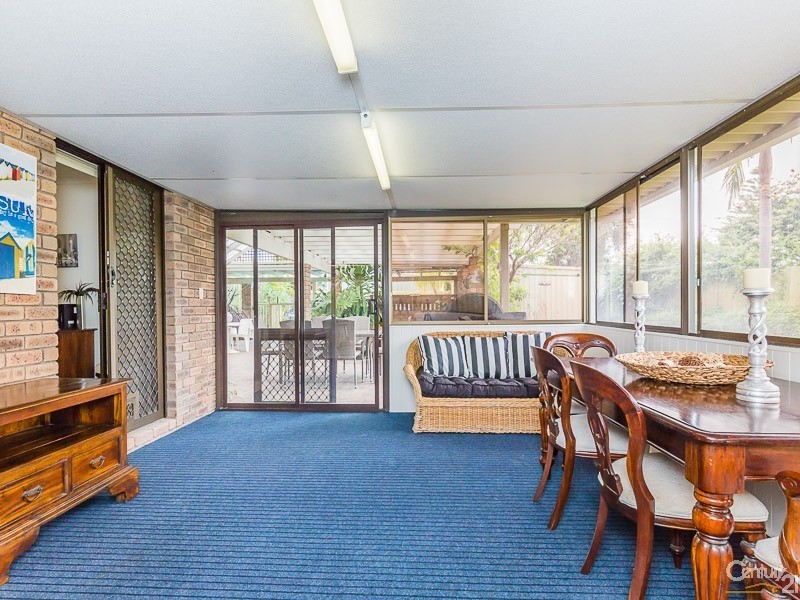 9 Bambil Place, Parkwood WA 6147