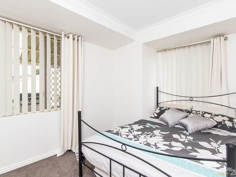 15 Baxter Close, Huntingdale WA 6110