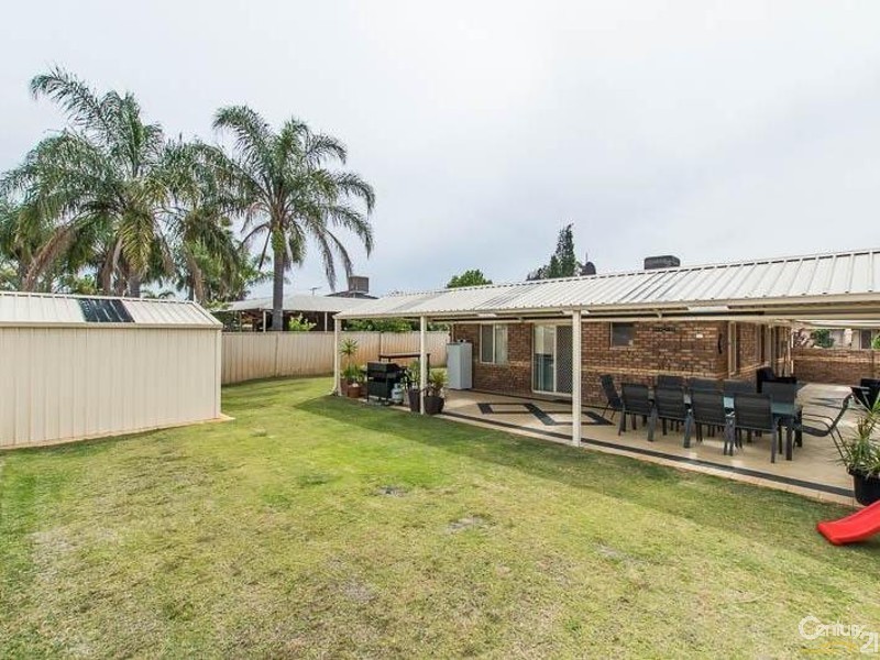 15 Baxter Close, Huntingdale WA 6110