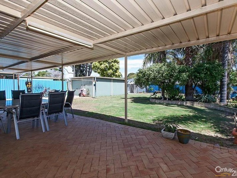 51 Ashburton Drive, Gosnells WA 6110