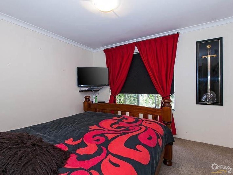 51 Ashburton Drive, Gosnells WA 6110