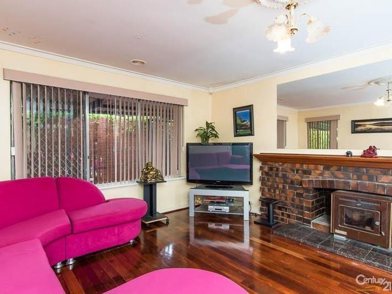 317 Alexander Drive, Dianella WA 6059