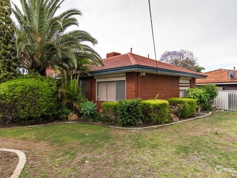 317 Alexander Drive, Dianella WA 6059