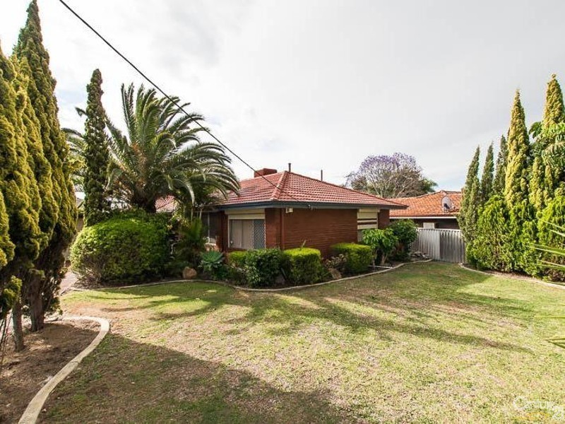317 Alexander Drive, Dianella WA 6059