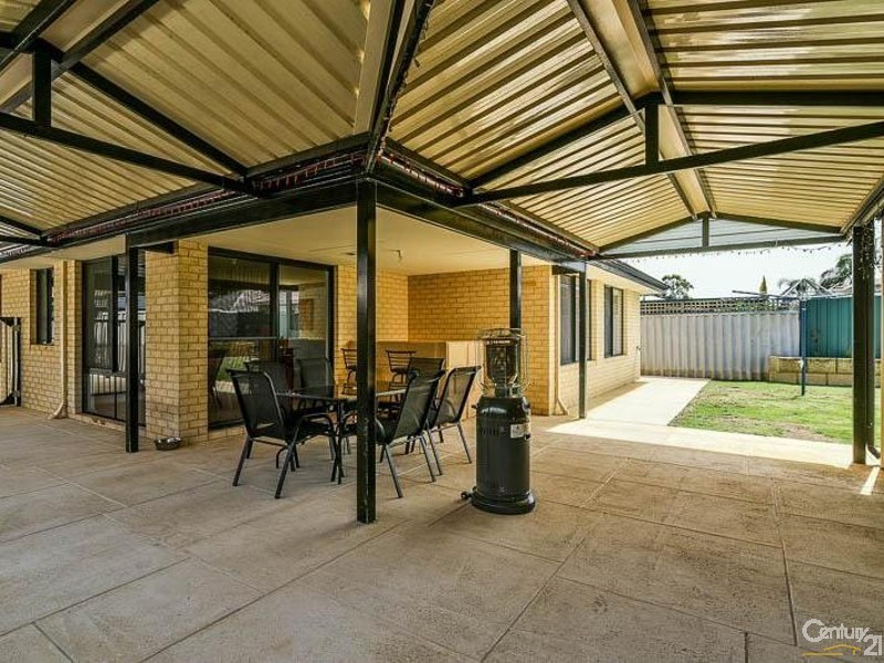 15 Jonquil Loop, Seville Grove WA 6112