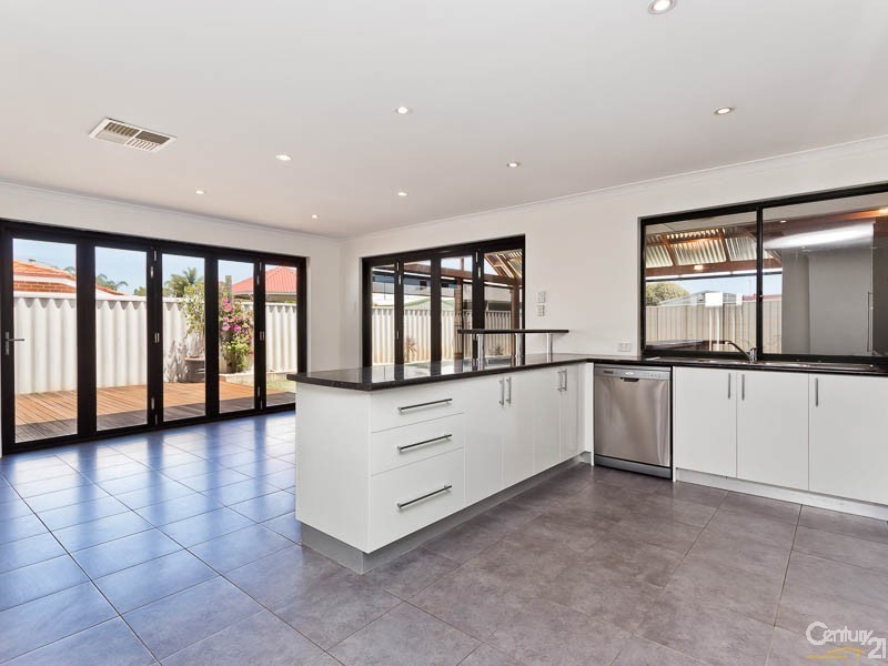 26 Bonanza Court, Huntingdale WA 6110