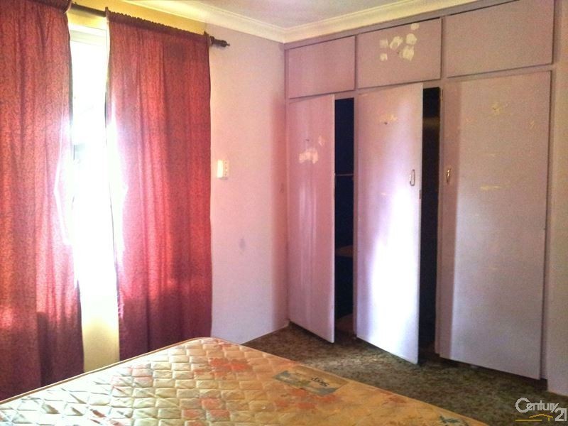 45 Westfield Street, Camillo WA 6111