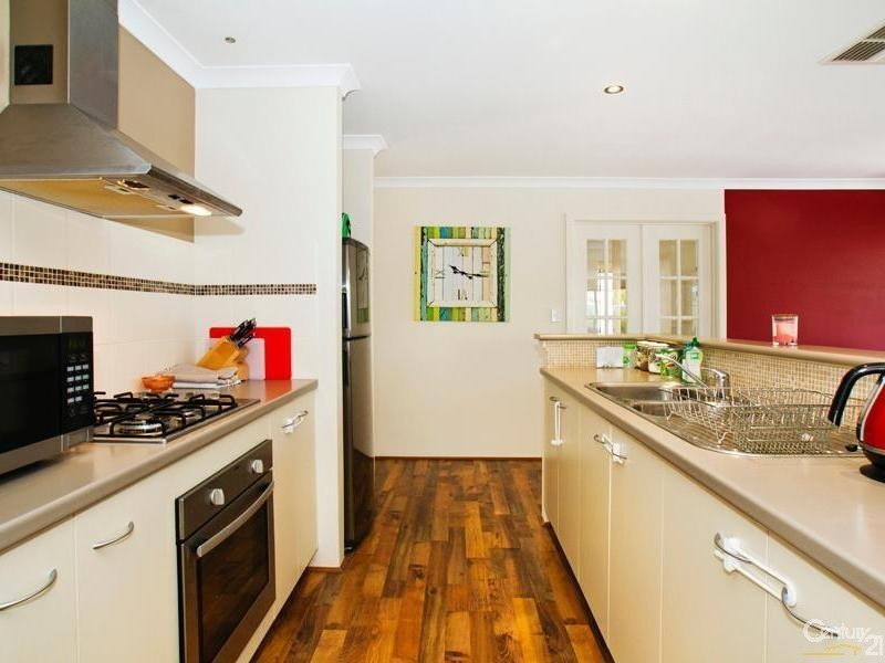 14 Sylvan Way, Seville Grove WA 6112