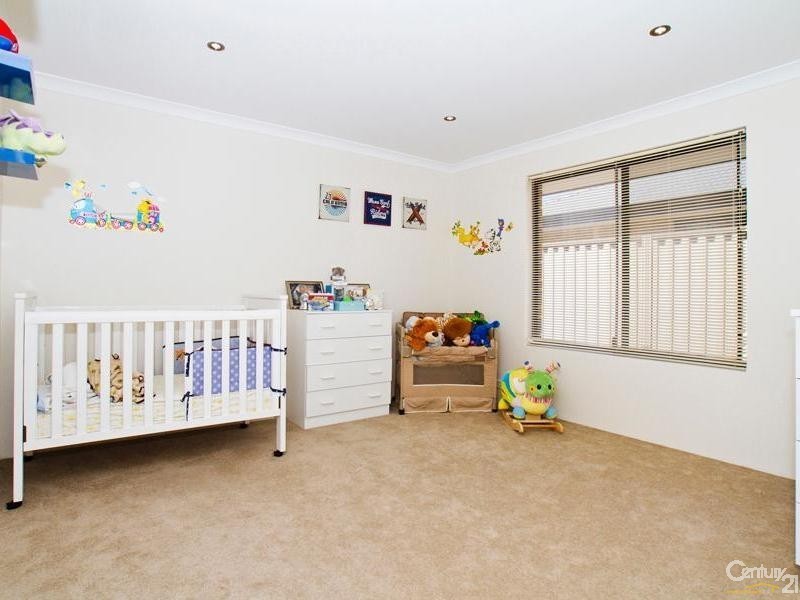 14 Sylvan Way, Seville Grove WA 6112