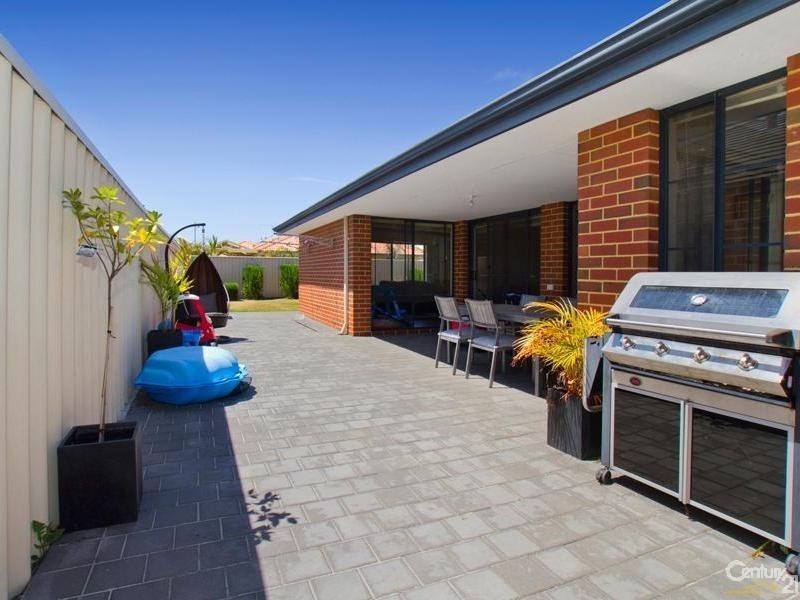 14 Sylvan Way, Seville Grove WA 6112