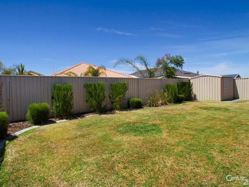 14 Sylvan Way, Seville Grove WA 6112