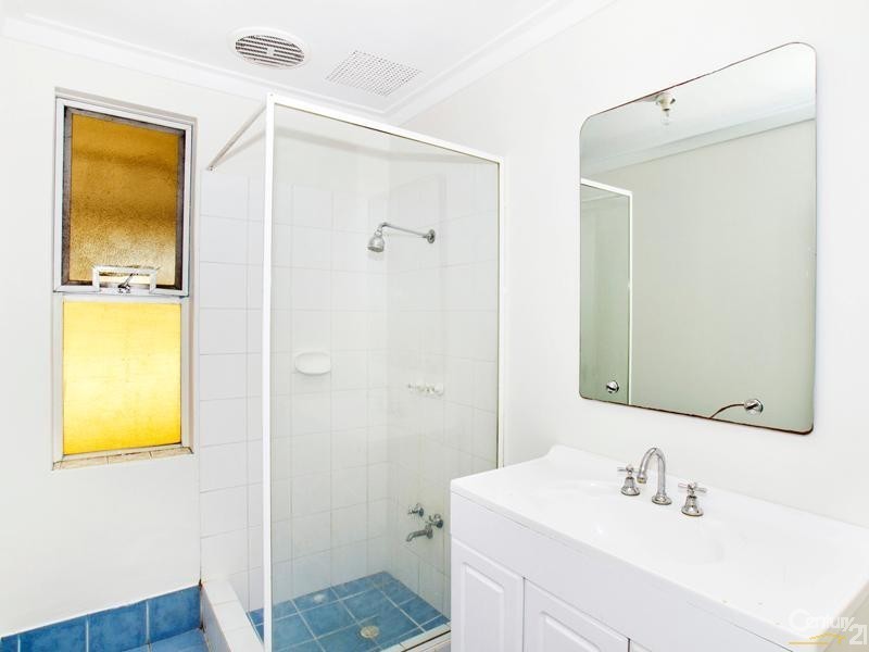 17 Kingsdown Road, Maddington WA 6109