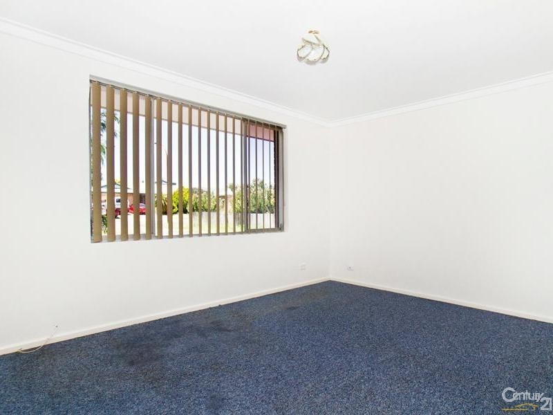 17 Kingsdown Road, Maddington WA 6109