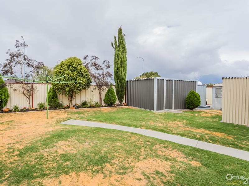 201 Harpenden Street, Southern River WA 6110