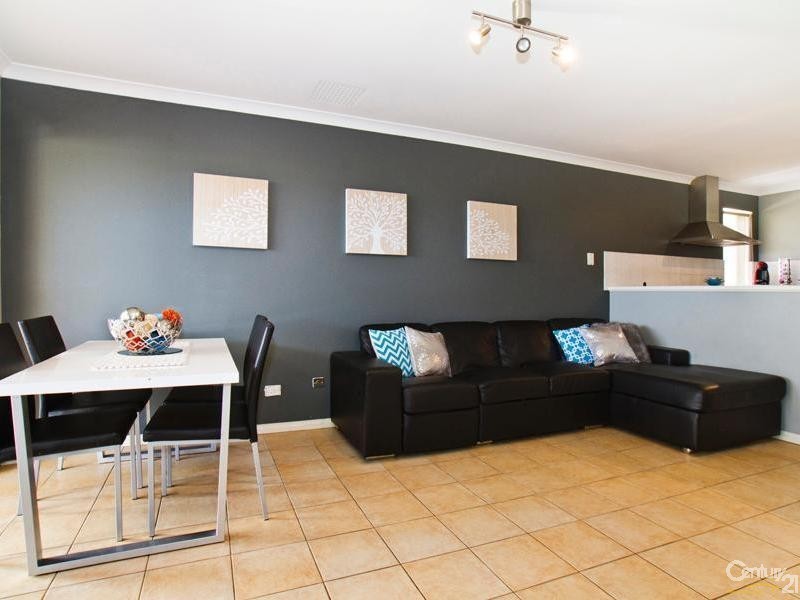 2/2 Mainsail Terrace, Yangebup WA 6164