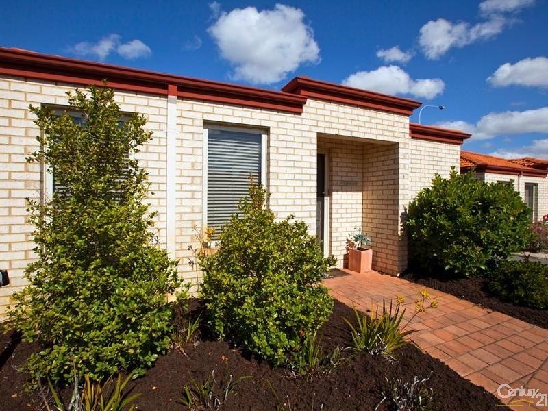 2/2 Mainsail Terrace, Yangebup WA 6164