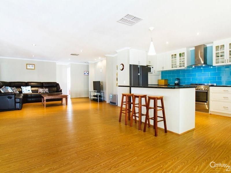 9 Glucina Road, Southern River WA 6110