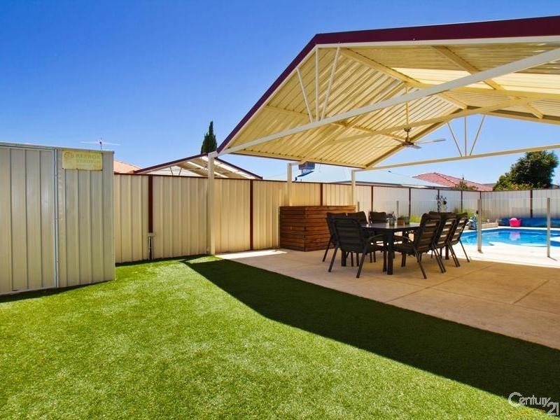 9 Glucina Road, Southern River WA 6110