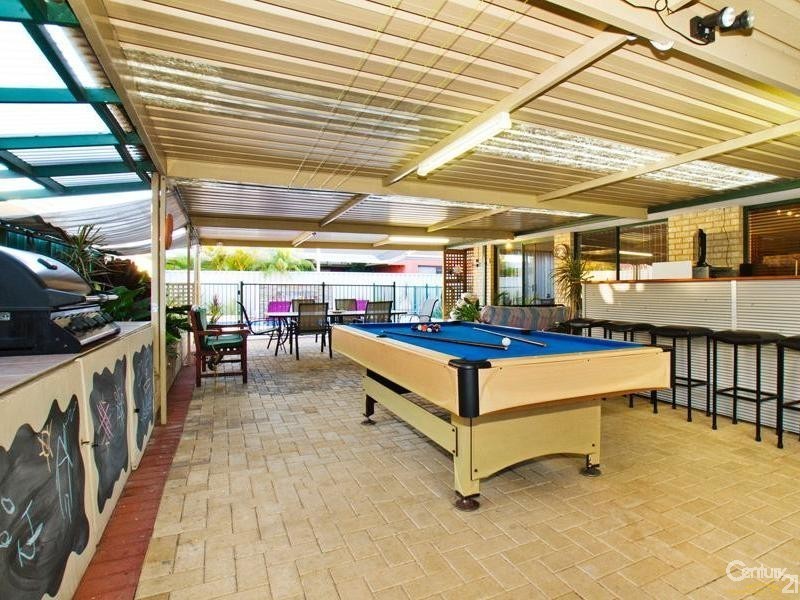 42 Sugarwood Drive, Thornlie WA 6108