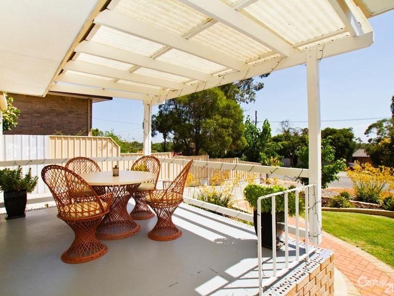 24 Hayden Way, Langford WA 6147