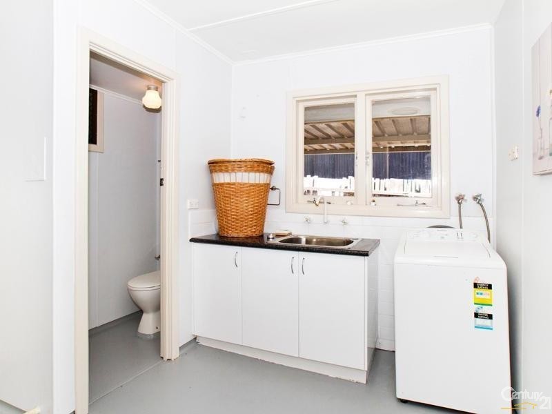 24 Hayden Way, Langford WA 6147