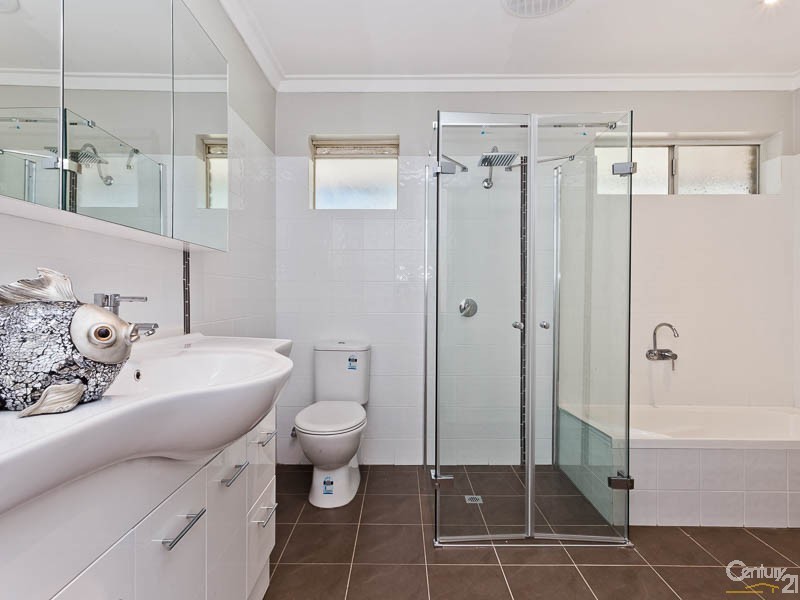 13 Bundalla Court, Kelmscott WA 6111