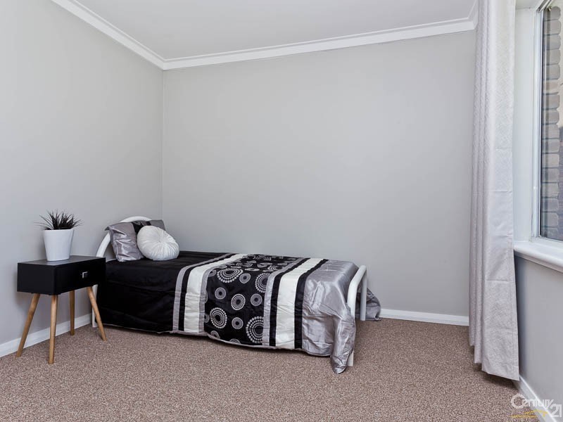 13 Bundalla Court, Kelmscott WA 6111