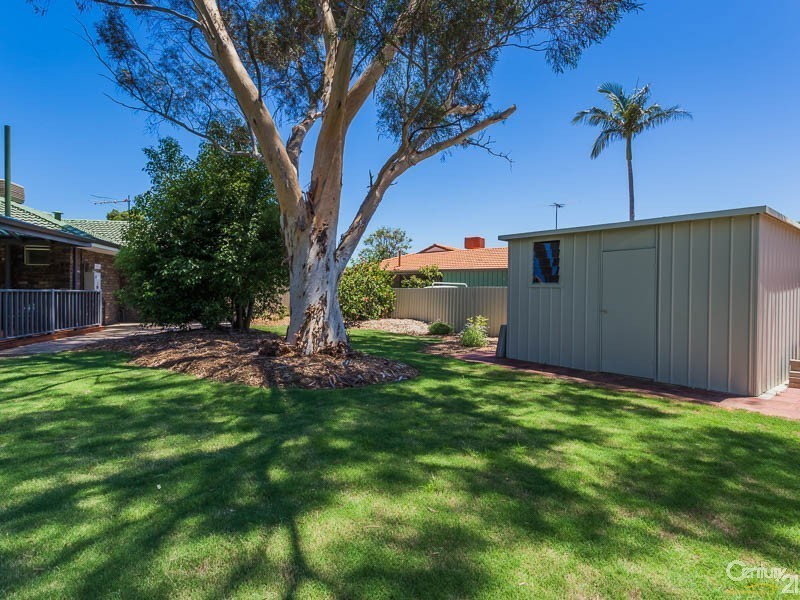 13 Bundalla Court, Kelmscott WA 6111