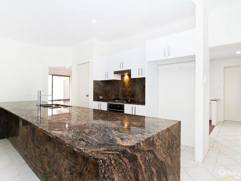 8 Sofia Rise, Southern River WA 6110