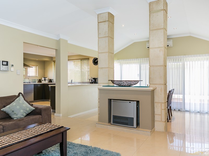 2 Stiletto Way, Canning Vale WA 6155