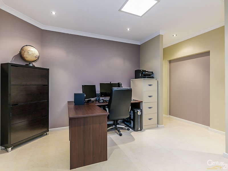 2 Stiletto Way, Canning Vale WA 6155