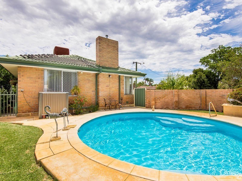 2 Biddenden Street, Thornlie WA 6108