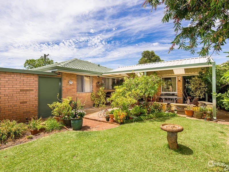 2 Biddenden Street, Thornlie WA 6108