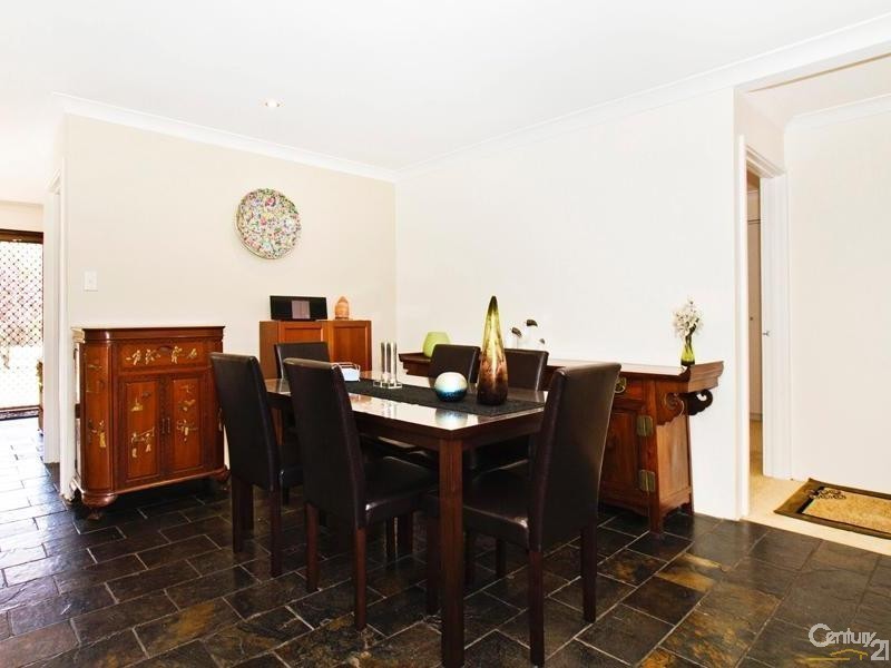 8 Sundew Place, Thornlie WA 6108