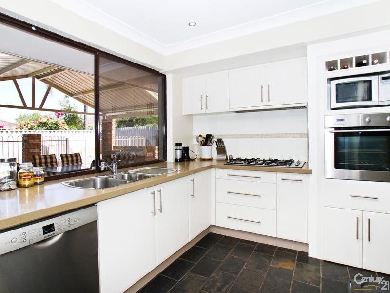 8 Sundew Place, Thornlie WA 6108