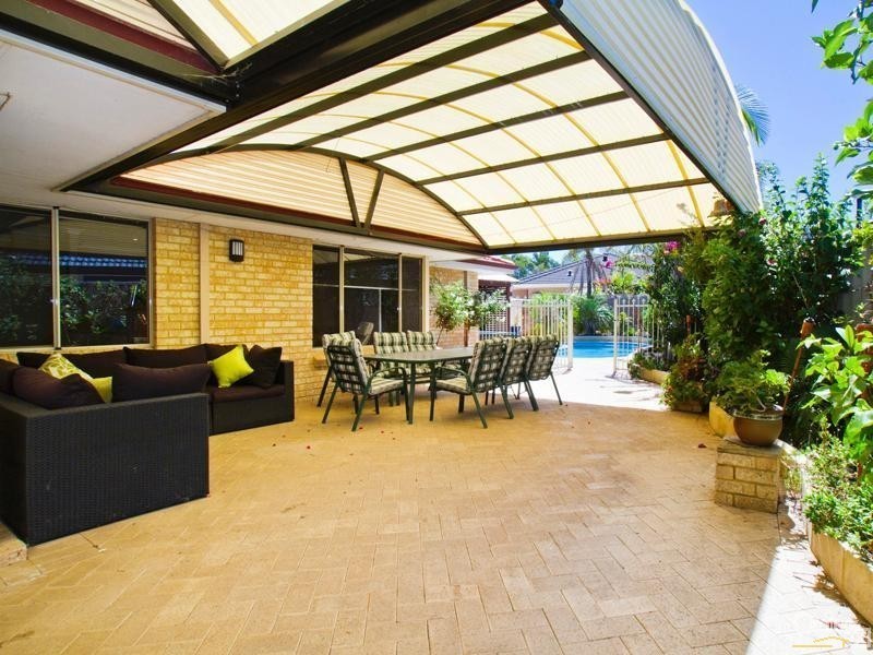15 Millcroft Elbow, Jandakot WA 6164