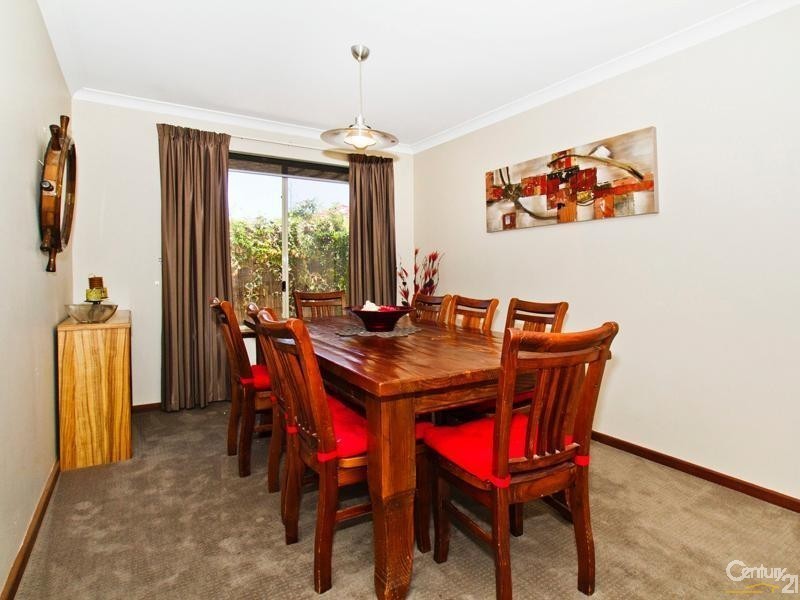 15 Millcroft Elbow, Jandakot WA 6164