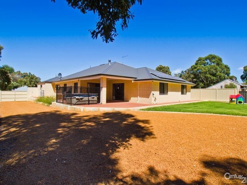 62 Tyers Road, Roleystone WA 6111